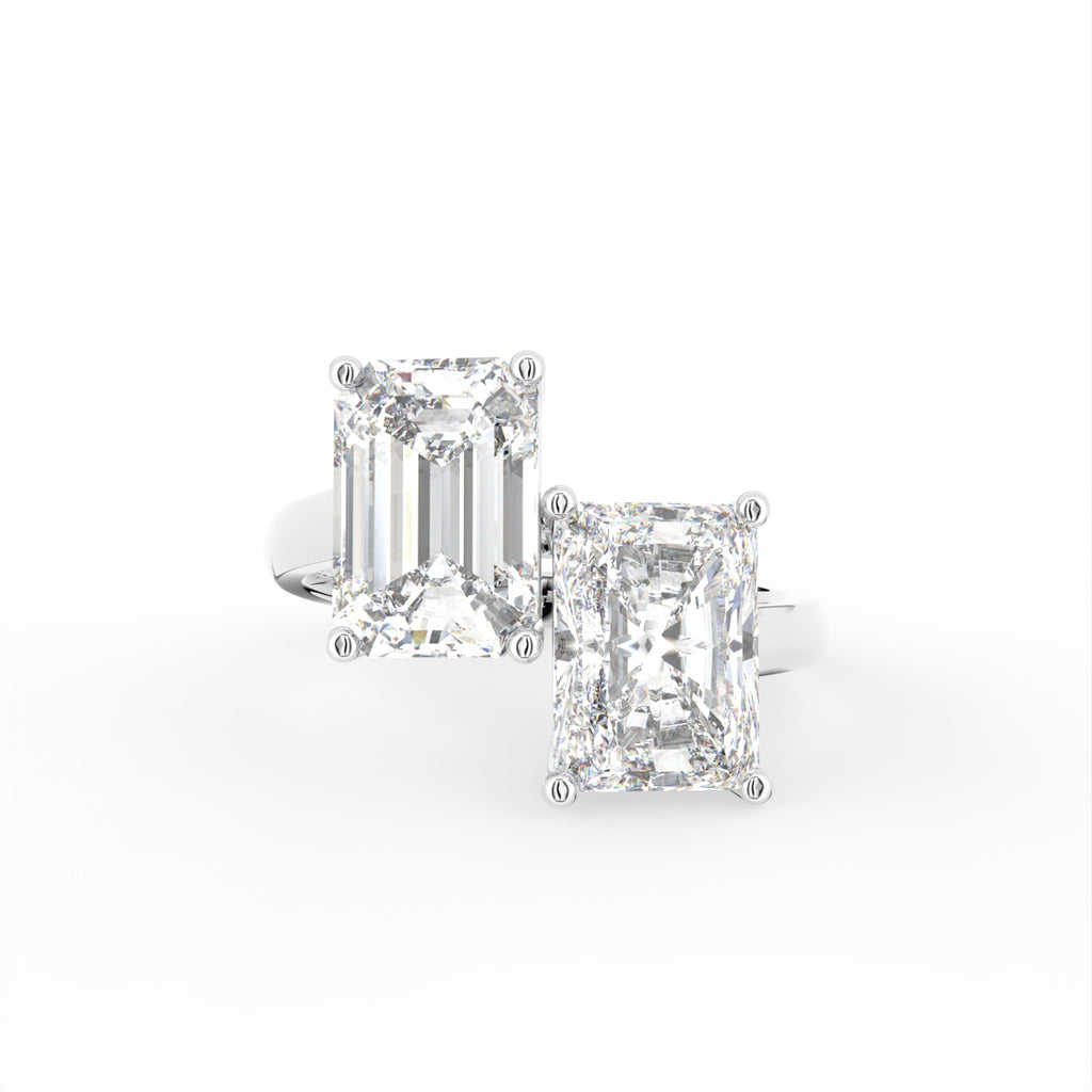 18K Emerald Cut Diamond Ring — TOP