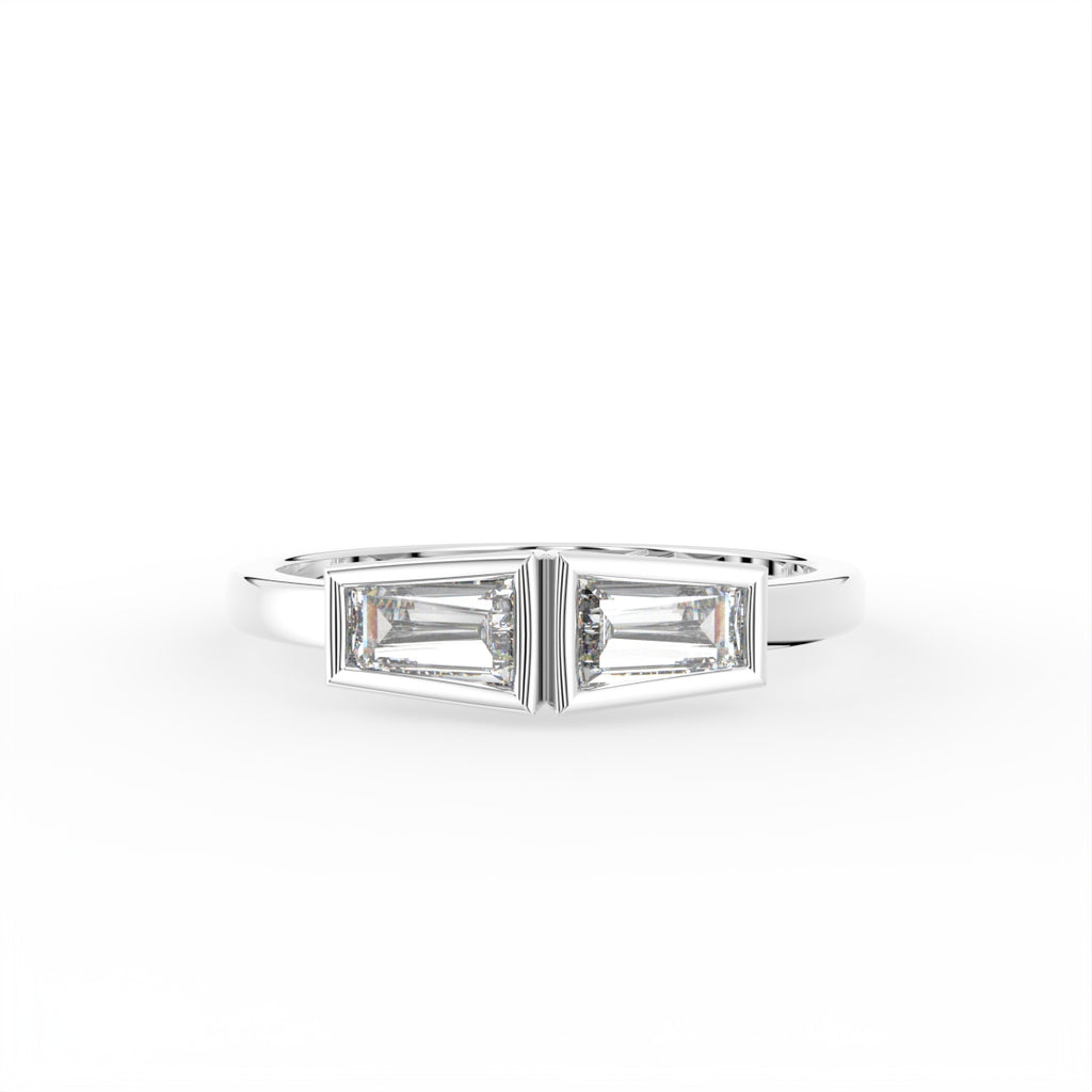 18K White Gold Baguette Diamond Ring — TOP