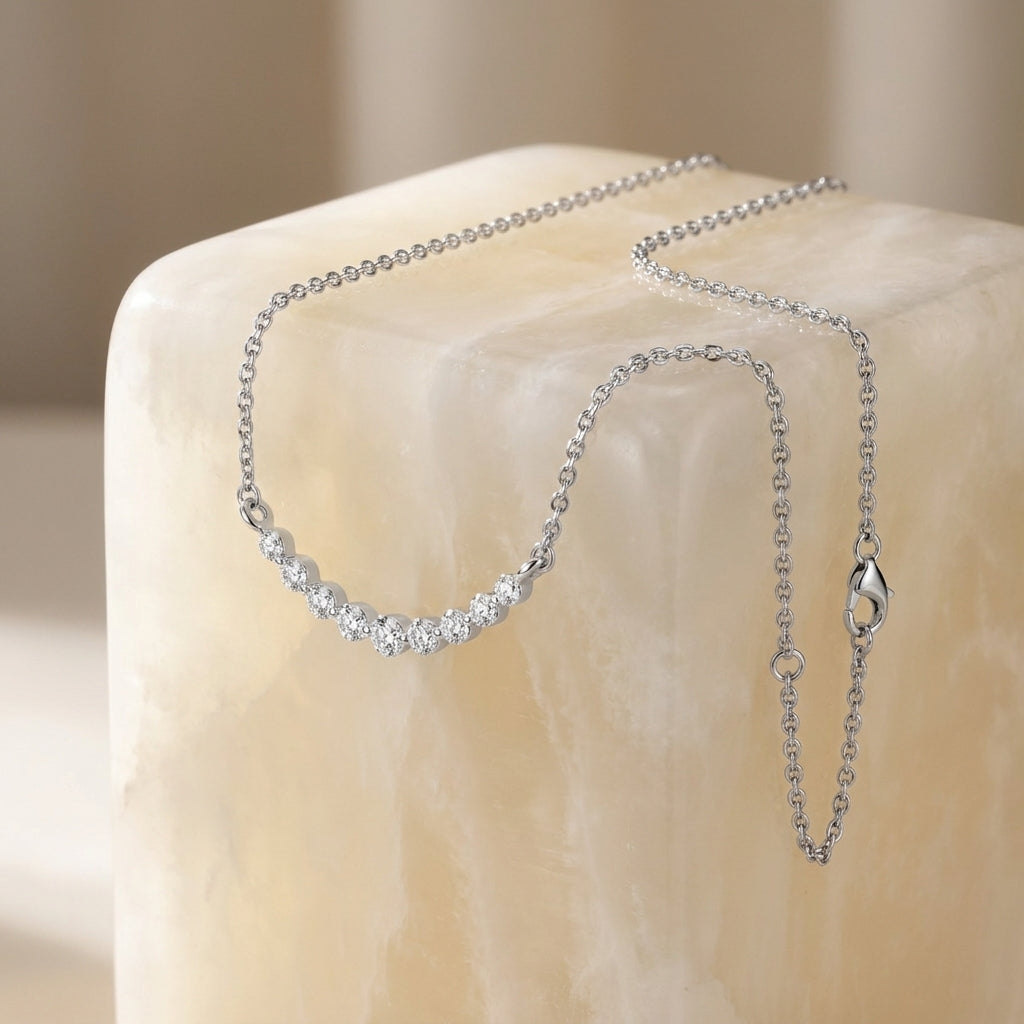 18K White Gold Geometric Round Diamond Pendant