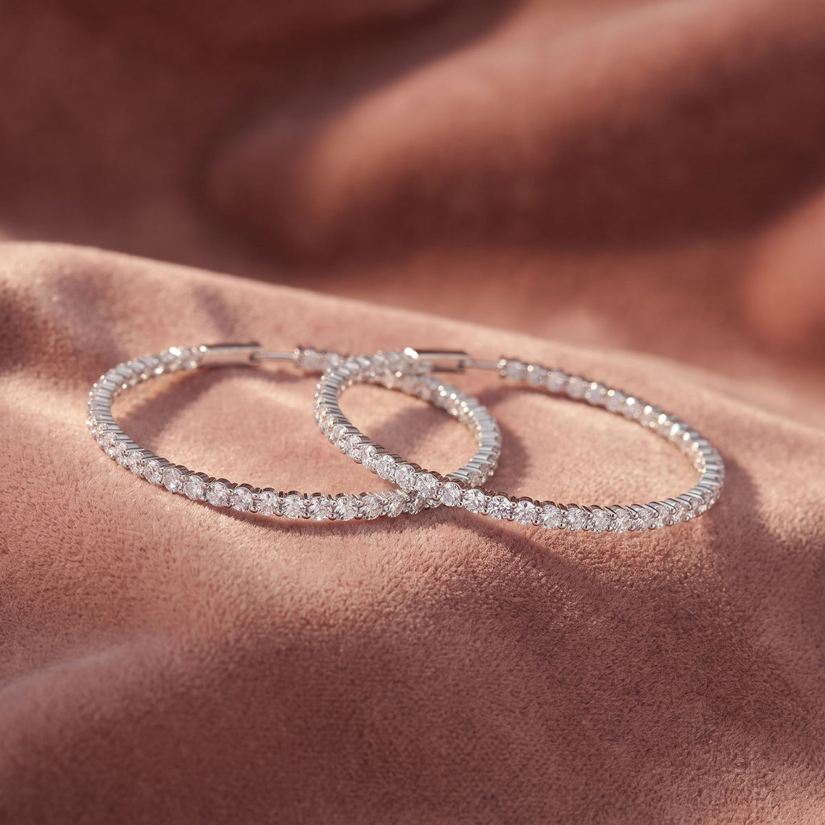 18K Round Diamond Hoop Earrings — AI cloth, in-house