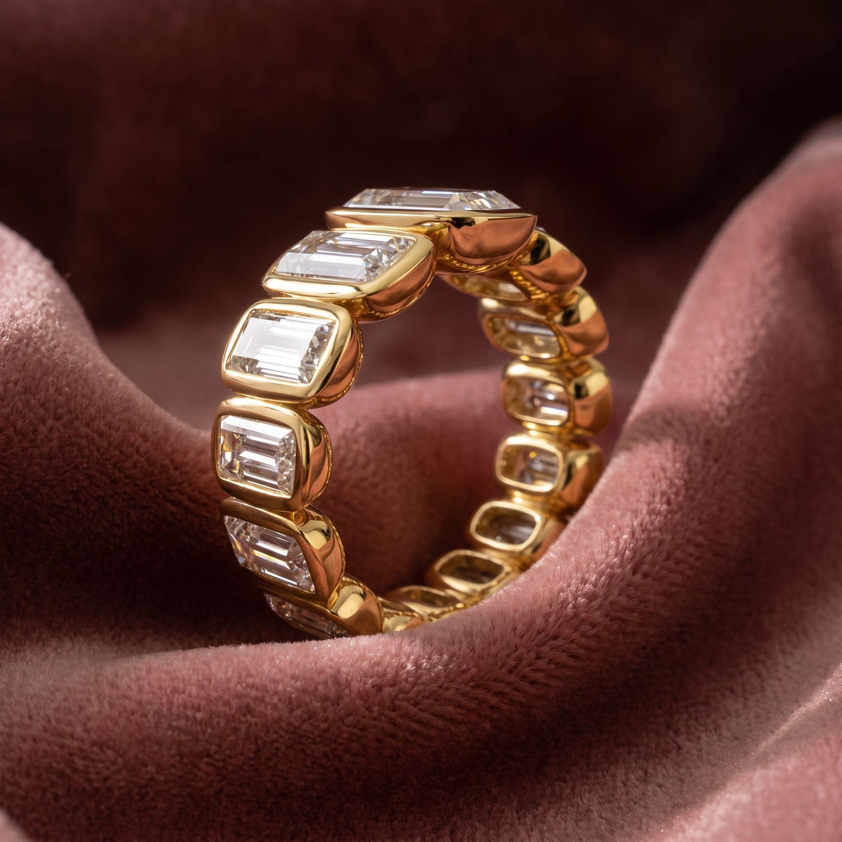 18K Bespoke Baguette Diamond Ring — AI cloth, in-house