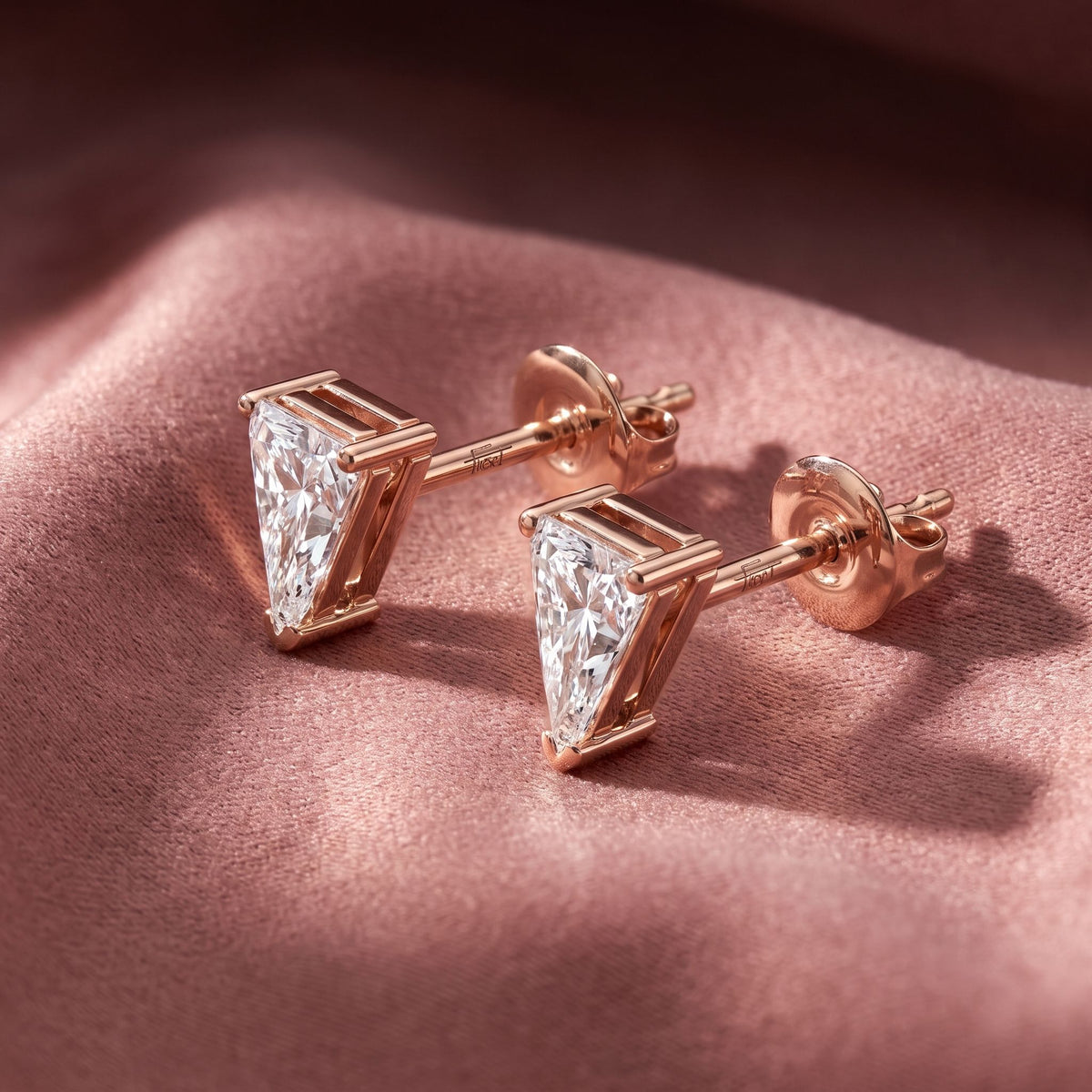 18K Triangle Solitaire Diamond Earrings — AI cloth, in-house