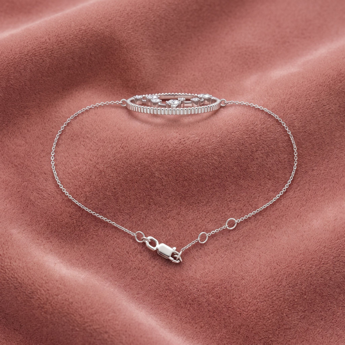 18K Pisces Constellation Diamond Bracelet — AI cloth, in-house