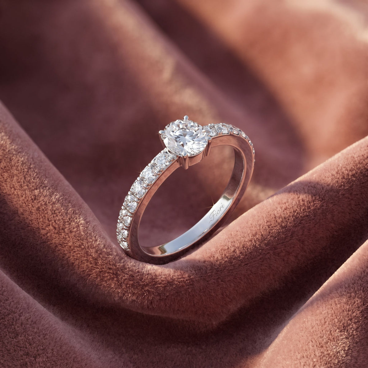 18K Shoulder Set Round Diamond Ring — AI cloth, in-house