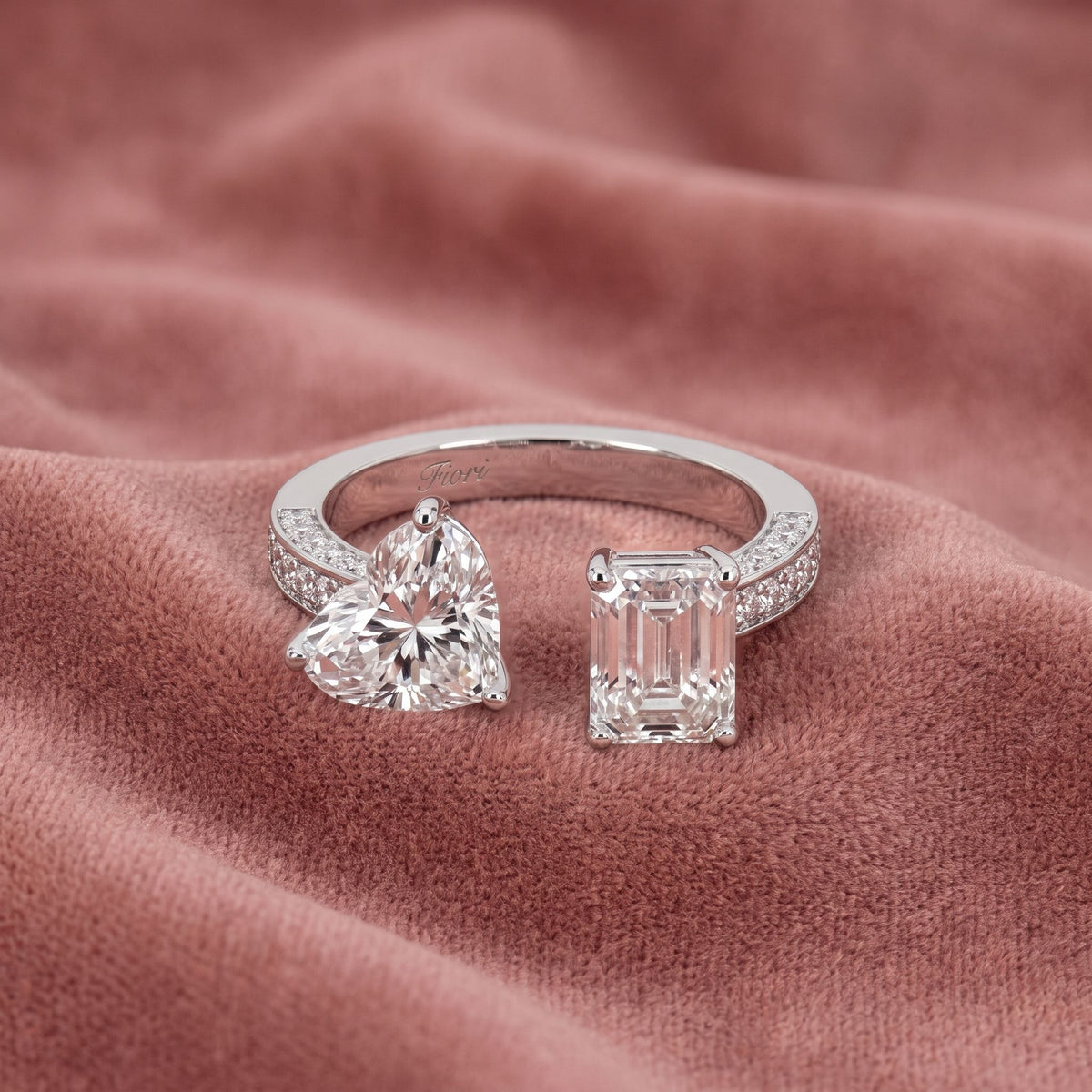 18K Bespoke Heart Diamond Ring — AI cloth, in-house