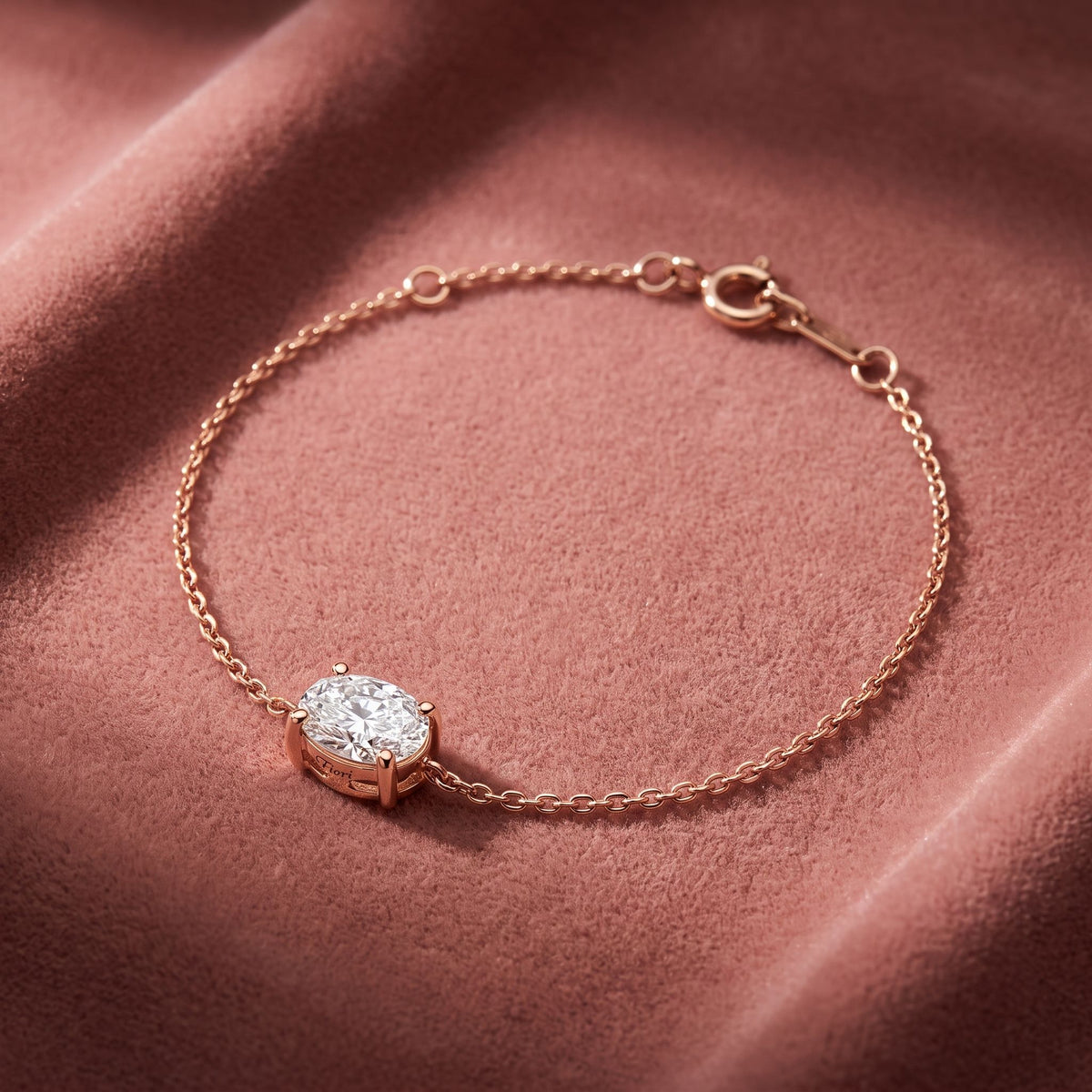 18K Gold Oval Diamond Bracelet — AI cloth, in-house