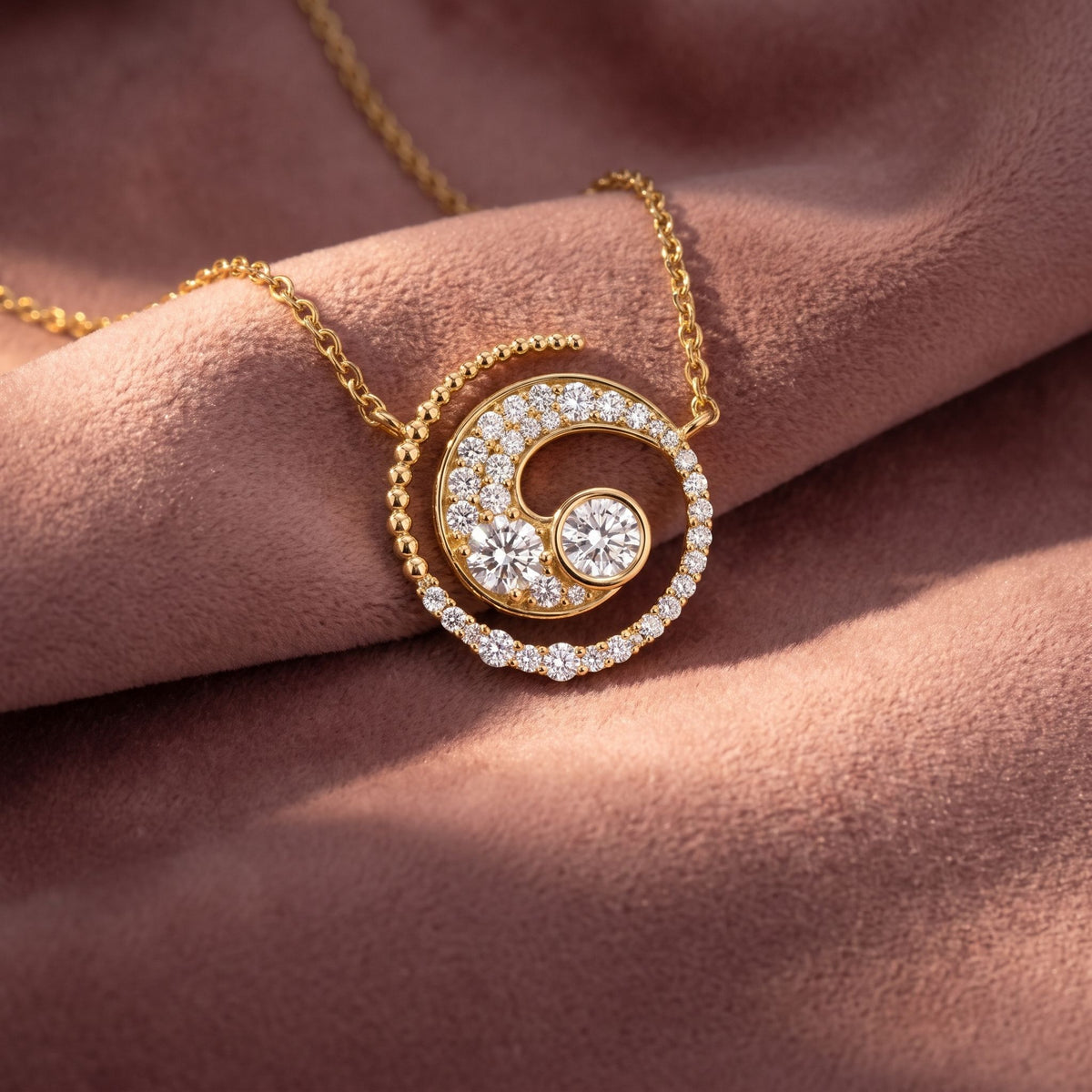 18K Nature Round Diamond Pendant — AI cloth, in-house