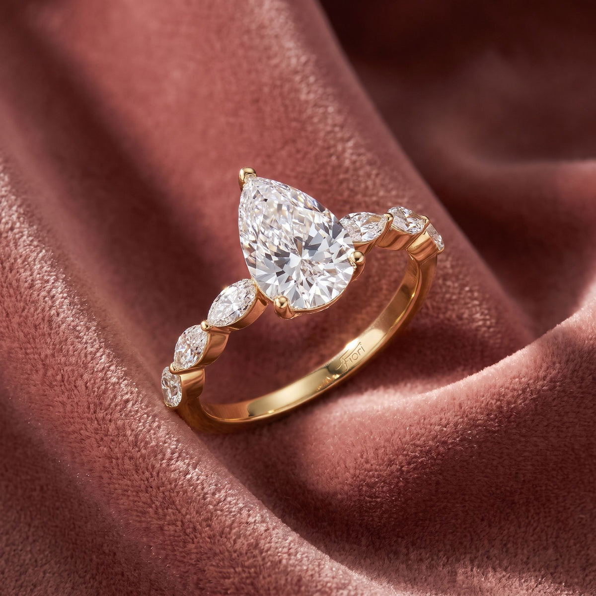 18K Bespoke Pear Diamond Engagement Ring — AI cloth, in-house