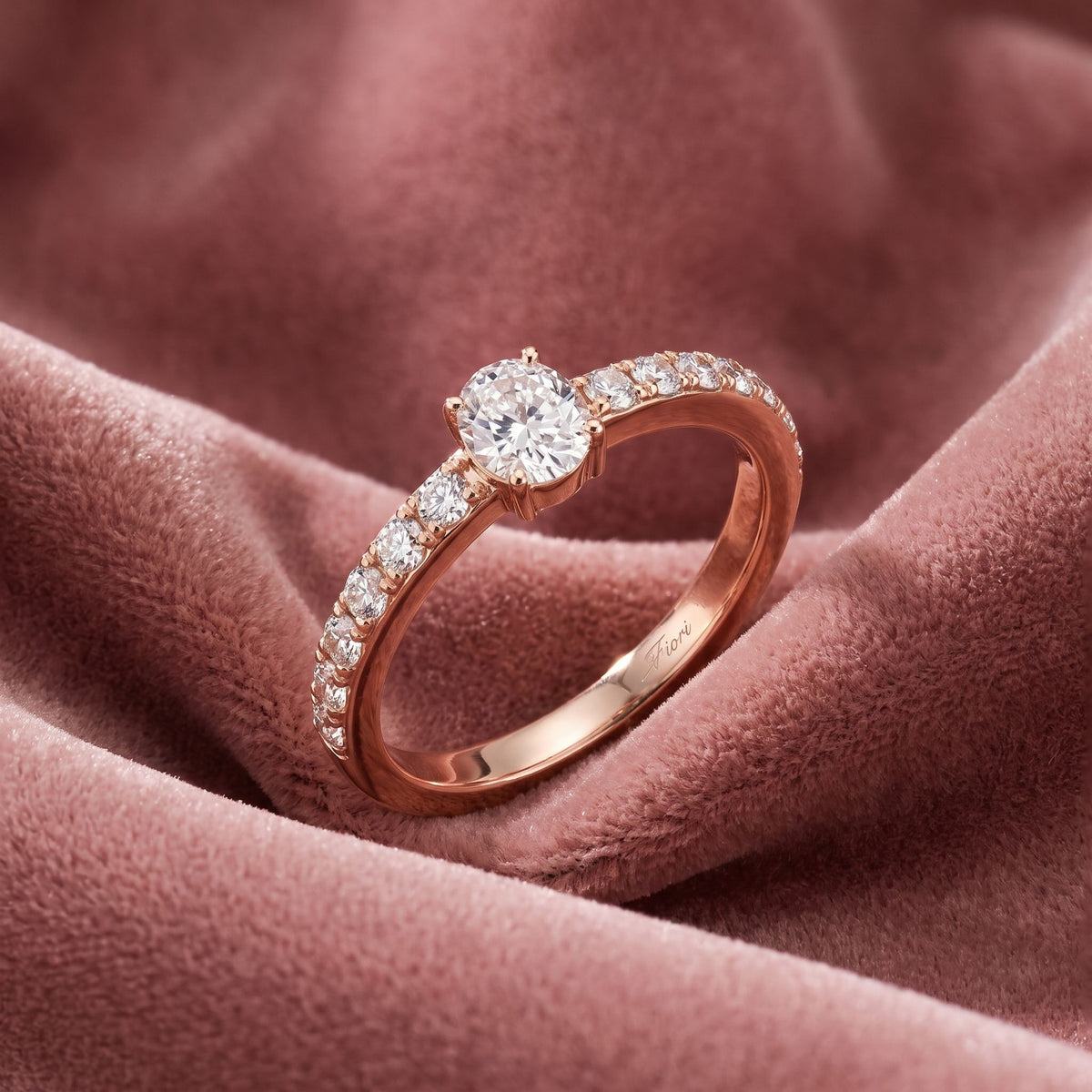 18K Shoulder Set Round Diamond Ring — AI cloth, in-house