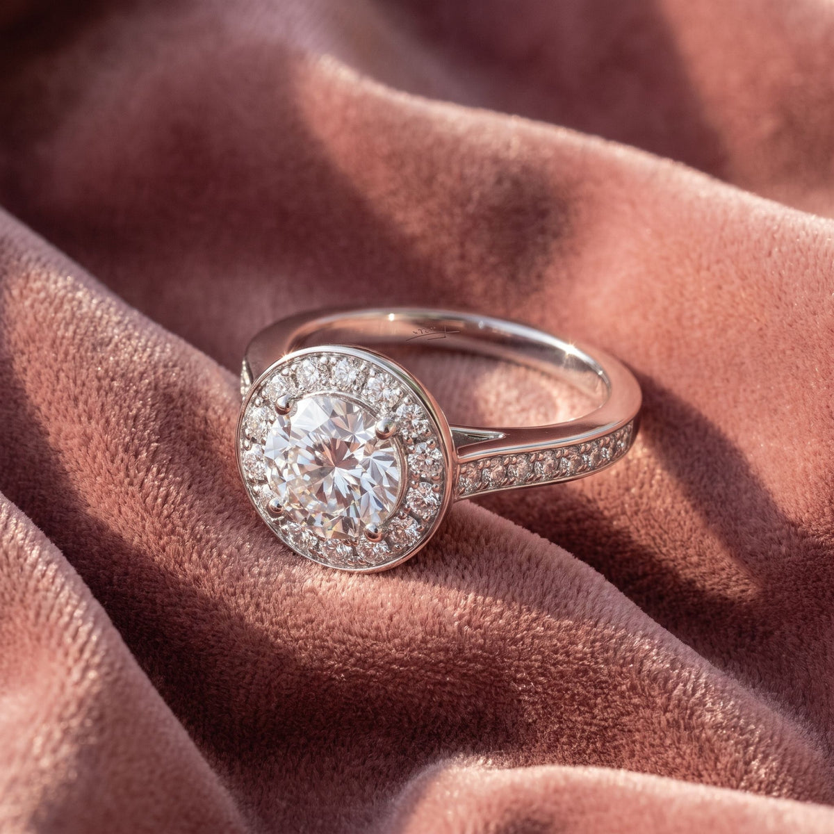 18K Halo Round Diamond Engagement Ring — AI cloth, in-house