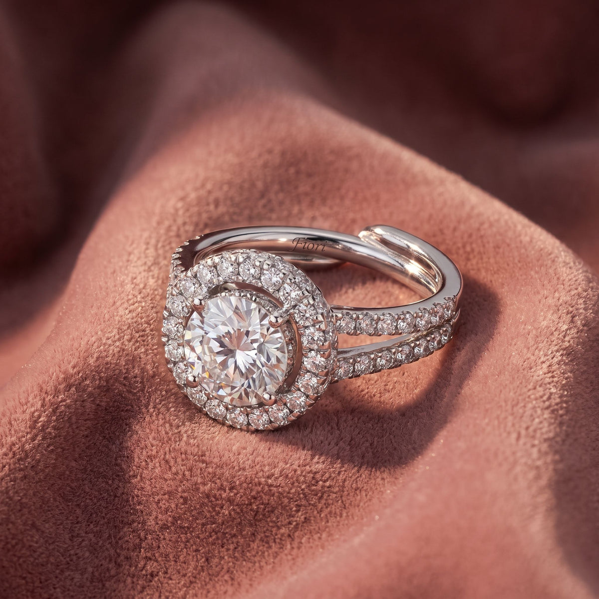 18K Halo Round Diamond Ring — AI cloth, in-house