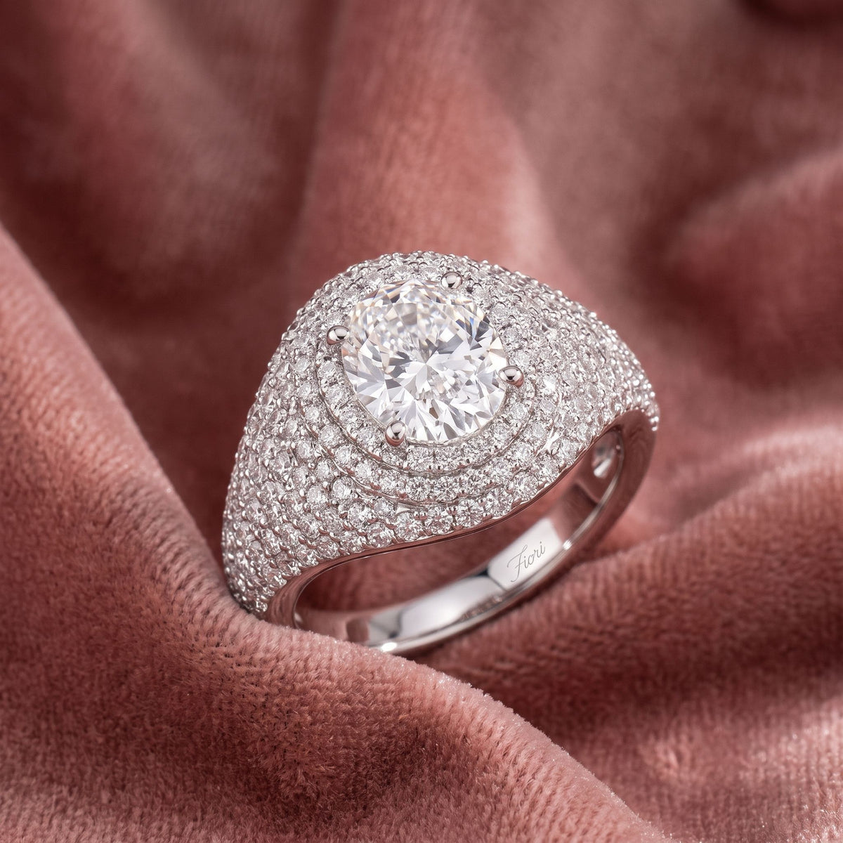 18K Oval Halo Diamond Engagement Ring — AI cloth, in-house