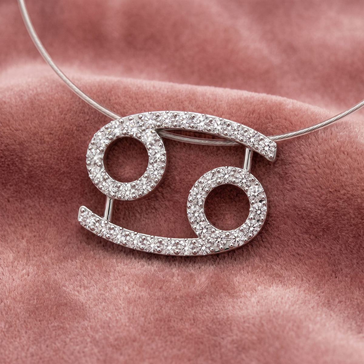 18K Zodiac Round Diamond Pendant — AI cloth, in-house