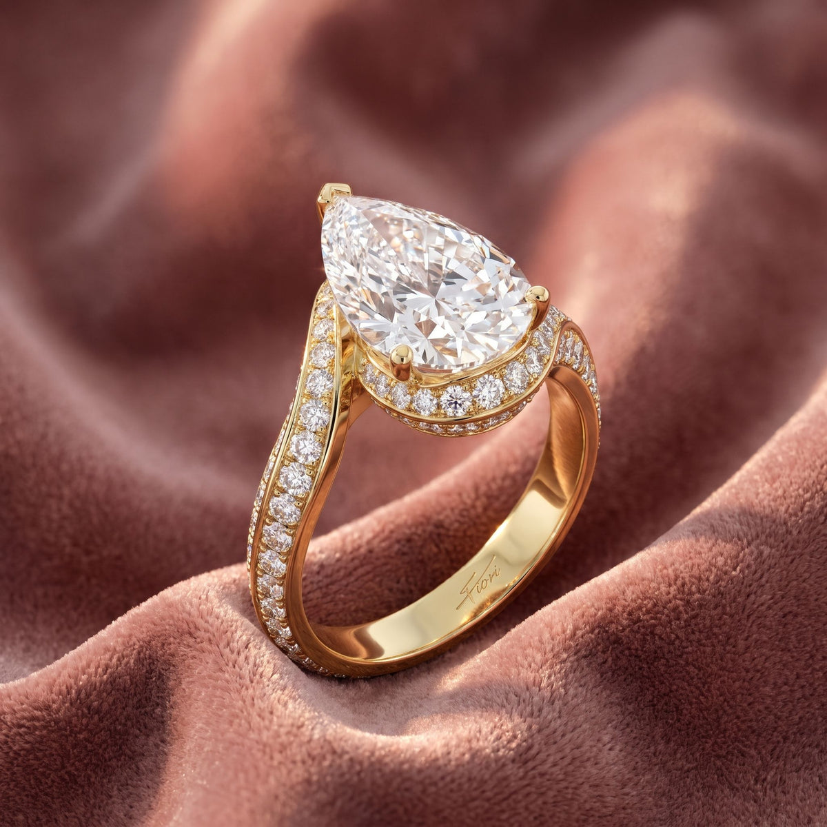 18K Pear Solitaire Diamond Ring — AI cloth, in-house