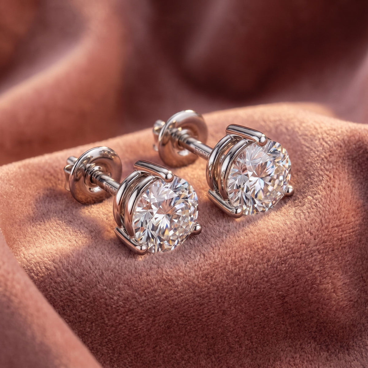 18K Solitaire Round Brilliant Diamond Earrings — AI cloth, in-house