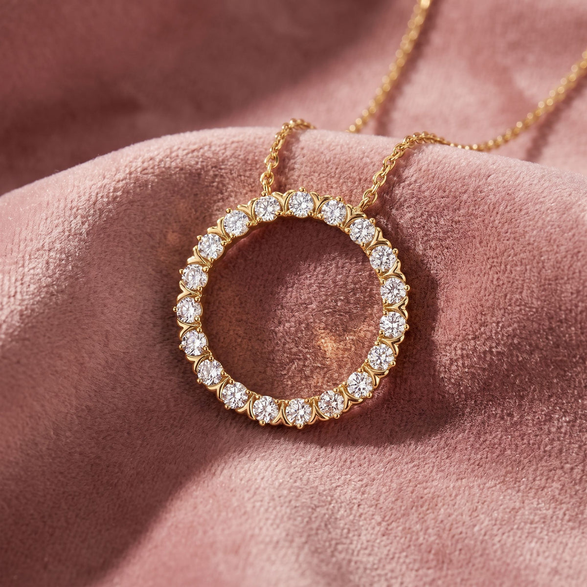 18K Circle Round Diamond Pendant — AI cloth, in-house