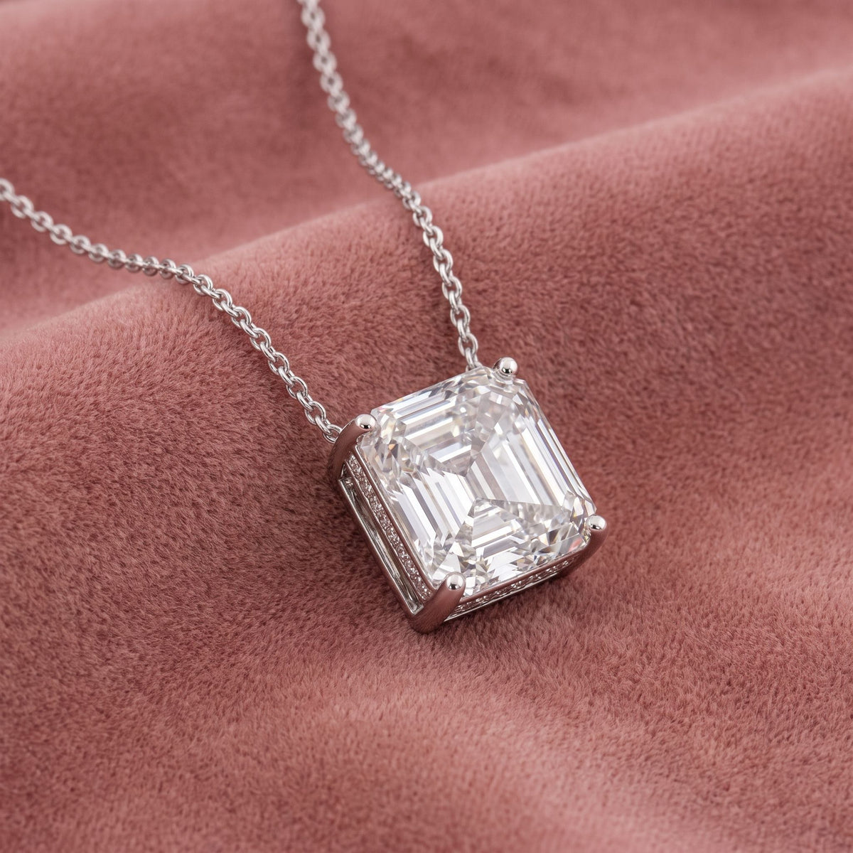 18K Asscher Cut Diamond Pendant — AI cloth, in-house
