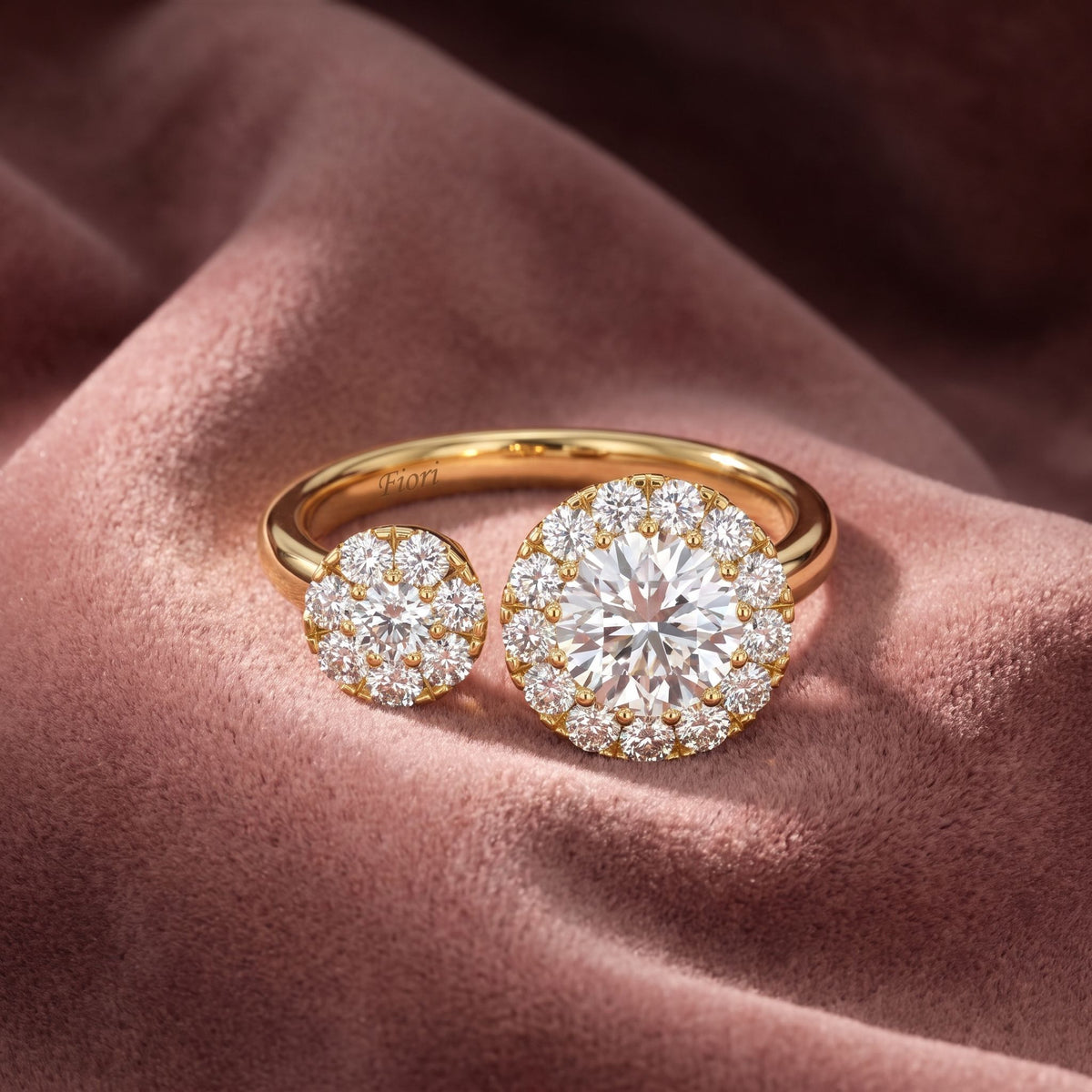 18K Bespoke Round Diamond Ring — AI cloth, in-house