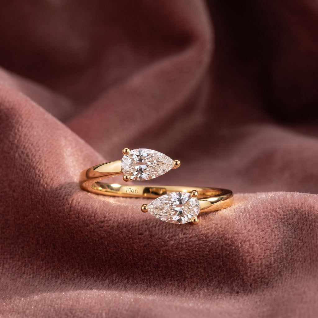 18K Bespoke Pear Diamond Ring — AI cloth, in-house